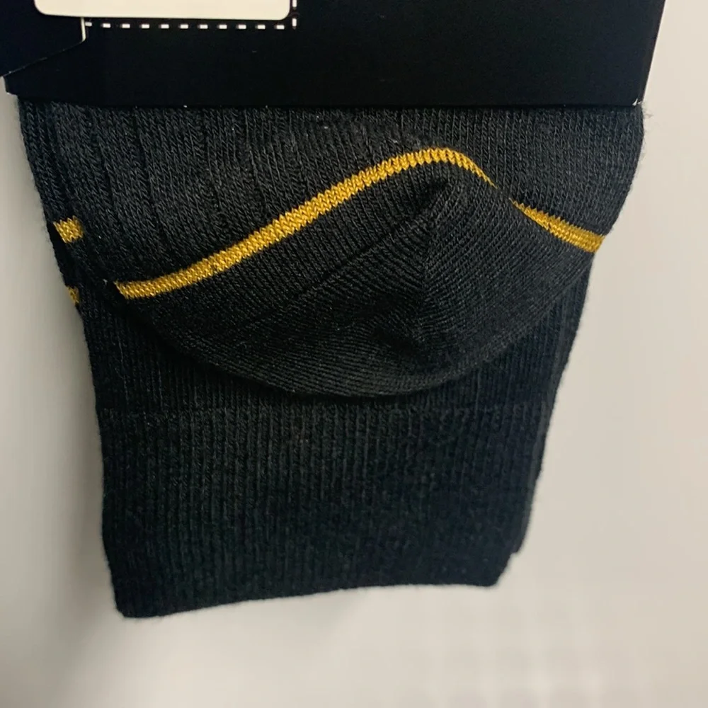 Signature Gold by Goldtoe Men’s Solids Bamboo Rayon Relaxed Top Crew Socks 3-Pk